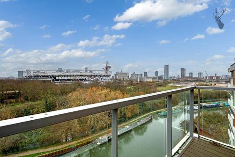 Wick Lane, London 2 bed apartment for sale