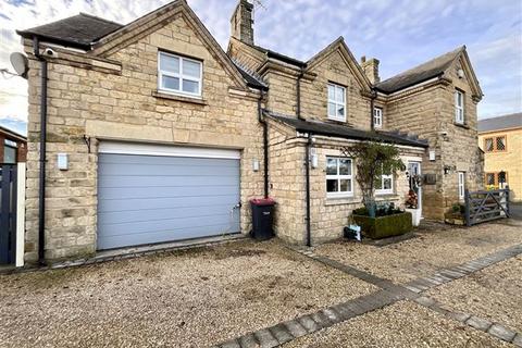 Kiveton Lane, Todwick, Sheffield, S26... 3 bed detached house for sale