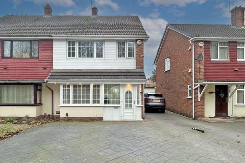 Stanhurst Way, West Bromwich 3 bed semi