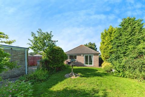 Chestnut Close, Grimsby DN37 3 bed bungalow for sale