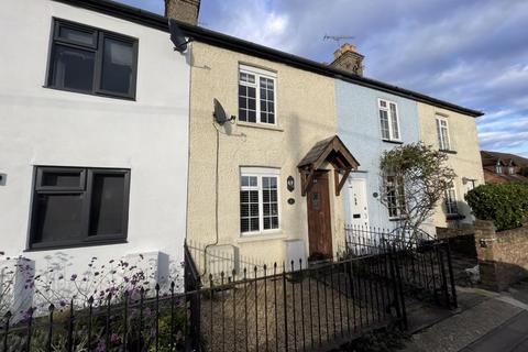 Heath End Road, High Wycombe HP10 2 bed terraced house for sale