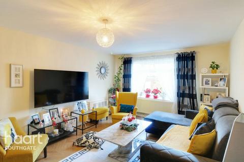 Windsor Court, London 1 bed apartment for sale
