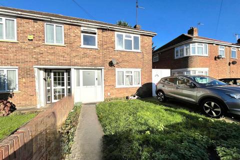 Chaucer Avenue, Hayes, Greater... 4 bed semi