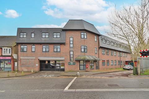 West Barnes Lane, New Malden 1 bed flat for sale