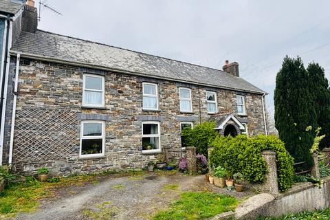 Pencarreg, Llanybydder, SA40 2 bed property with land for sale