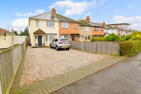 Straight Road, Old Windsor... 3 bed semi