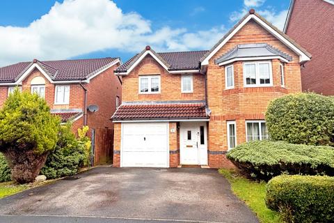Madison Park, Westhoughton, BL5 4 bed detached house for sale