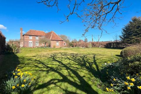 Ware, Ash 3 bed character property for sale