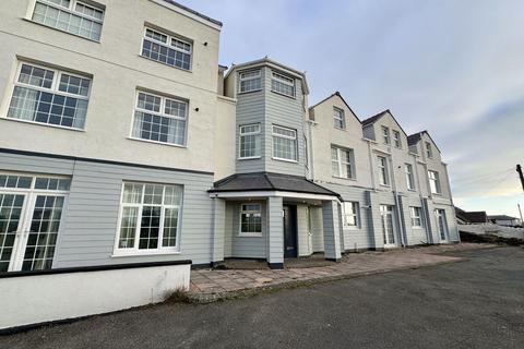 Lon St. Ffraid, Trearddur Bay, LL65 2 bed apartment for sale