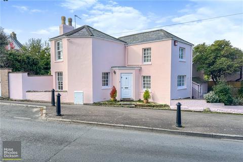 Kings Road, Bembridge, Isle of Wight 4 bed detached house for sale