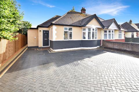 Ryecroft Way, Luton, Bedfordshire... 2 bed bungalow for sale