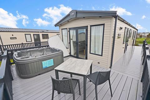 Newperran Holiday Park, Newquay TR8 2 bed park home for sale