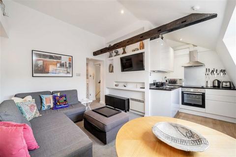 Cleveland Street, London W1T 1 bed flat for sale