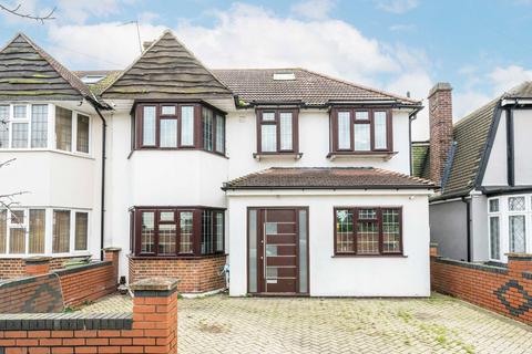 5 bedroom semi-detached house for sale