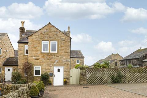 Beech Court, Farnley Tyas 2 bed cottage for sale