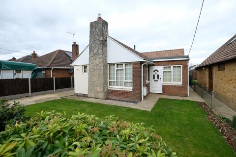 Rollestone Road, Holbury SO45 3 bed detached bungalow for sale