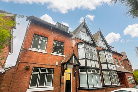 28 St Agnes Road, Birmingham B13 2 bed apartment for sale