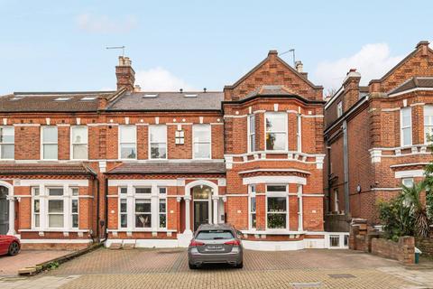 Manor Road, Beckenham, BR3 2 bed flat for sale