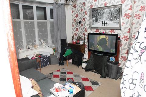 The Crescent, Blackpool FY4 4 bed terraced house for sale