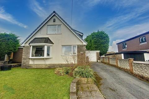 Dukes Drive, Hoddlesden, Darwen 3 bed detached house for sale