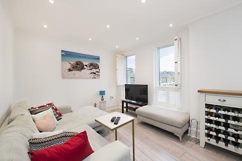 Portobello Terrace, North Worple Way... 2 bed flat for sale