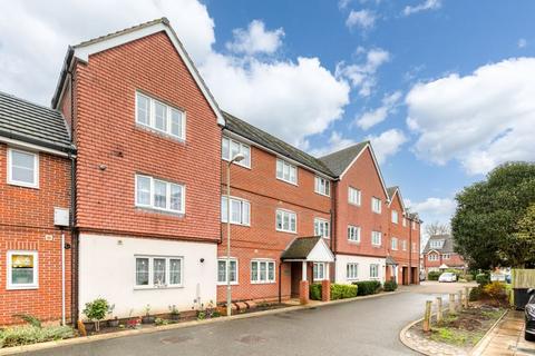 Swansmere Close, Walton