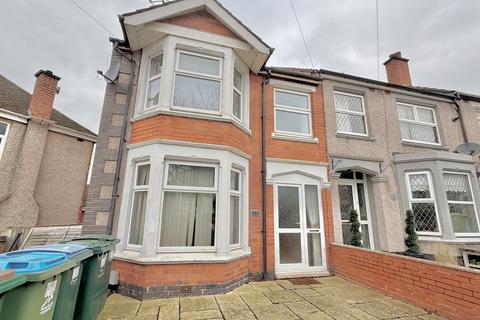 Queen Isabels Avenue, Coventry, CV3 3 bed end of terrace house for sale