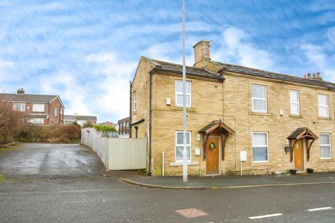 Moor Bottom Road, West Yorkshire HX2 1 bed end of terrace house for sale