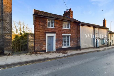 Denmark Street, Diss 4 bed cottage for sale