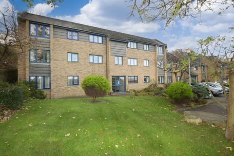 36/4 Victoria Court, Lower Granton... 2 bed flat for sale