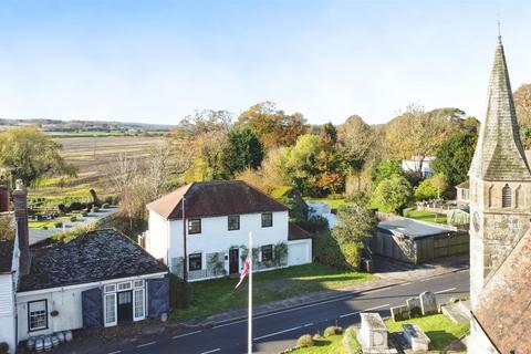 Rye Road, Newenden 3 bed detached house for sale