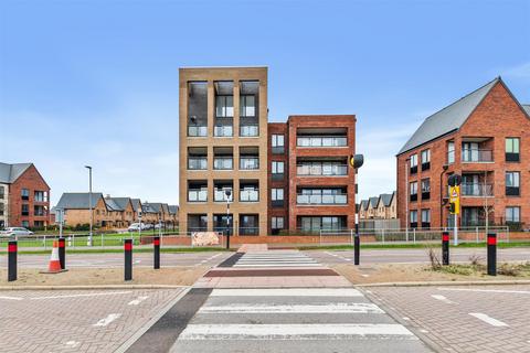 Barrosa Way, Milton Keynes MK8 3 bed apartment for sale