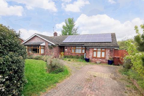 Church Road, Earsham, Bungay 3 bed detached bungalow for sale