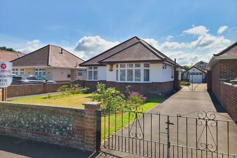 Hammonds Way, Totton SO40 2 bed detached bungalow for sale