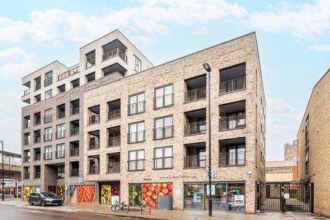 Deptford Bridge, Deptford, London, SE8 2 bed flat for sale