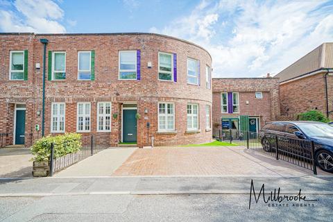 Ellenbrook Road, Worsley, M28 3 bed terraced house for sale
