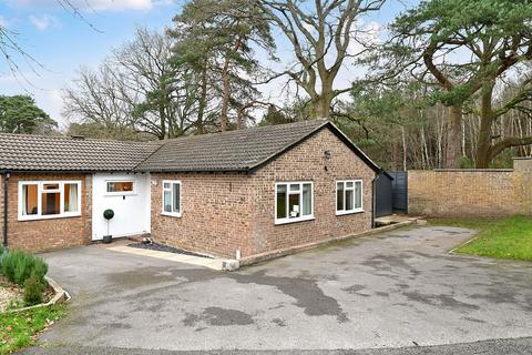 Magdalene Road, Sandhurst GU47 4 bed detached bungalow for sale