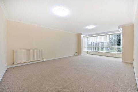 Portsmouth Road, Surbiton, KT6 2 bed flat for sale