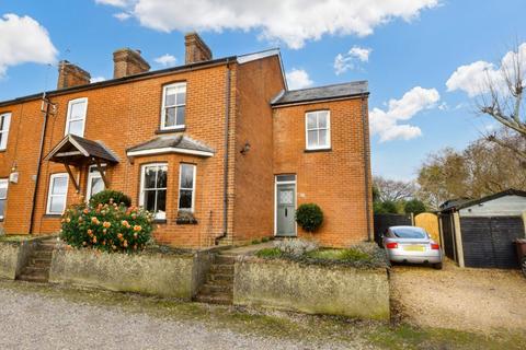 Bethel Close, Upper Hale, Farnham, GU9 3 bed end of terrace house for sale