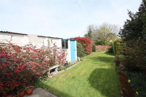 Victoria Road, Clacton on Sea 3 bed semi