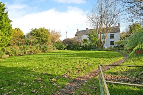 Tregajorran, Redruth TR15 3 bed end of terrace house for sale