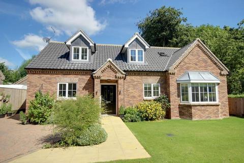 Northfield Close, Anlaby 4 bed detached house for sale