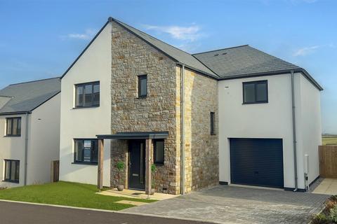 Highfields, Cubert, Newquay, TR8 4 bed detached house for sale