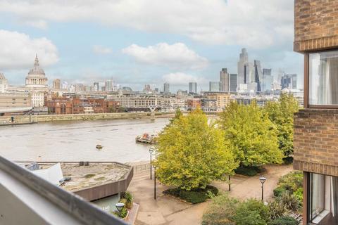 Hopton Street, London SE1 1 bed flat for sale