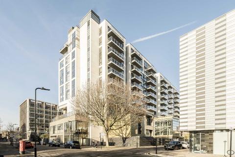 Beechwood Road, London E8 2 bed flat for sale