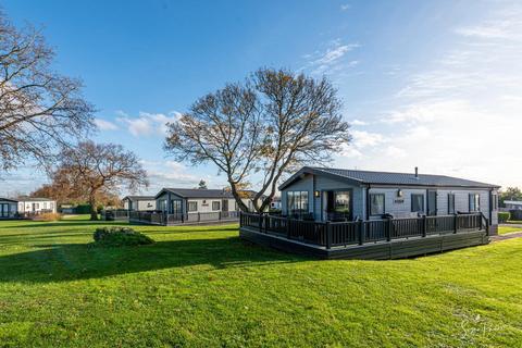St. Helens Coastal Resort 3 bed park home for sale