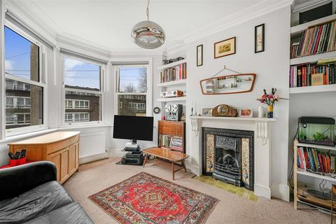 Birkbeck Road, London N8 2 bed flat for sale