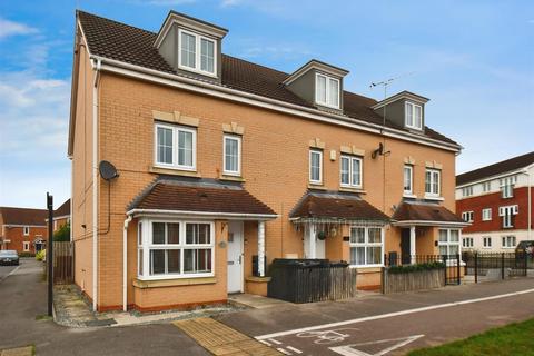 Woodheys Park, Kingswood, Hull 4 bed semi