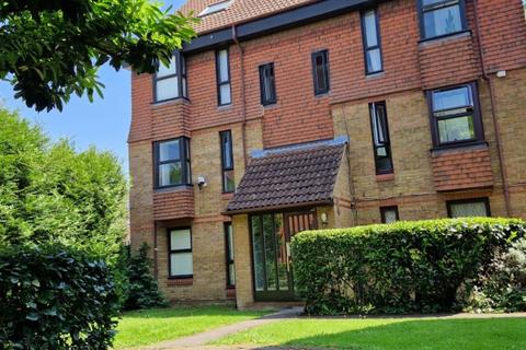 Coopers Close, London, E1 1 bed flat for sale