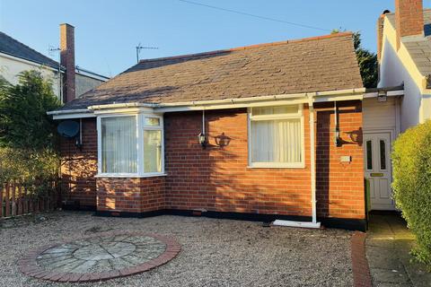 Greenhill Road, Halesowen B62 2 bed detached bungalow for sale